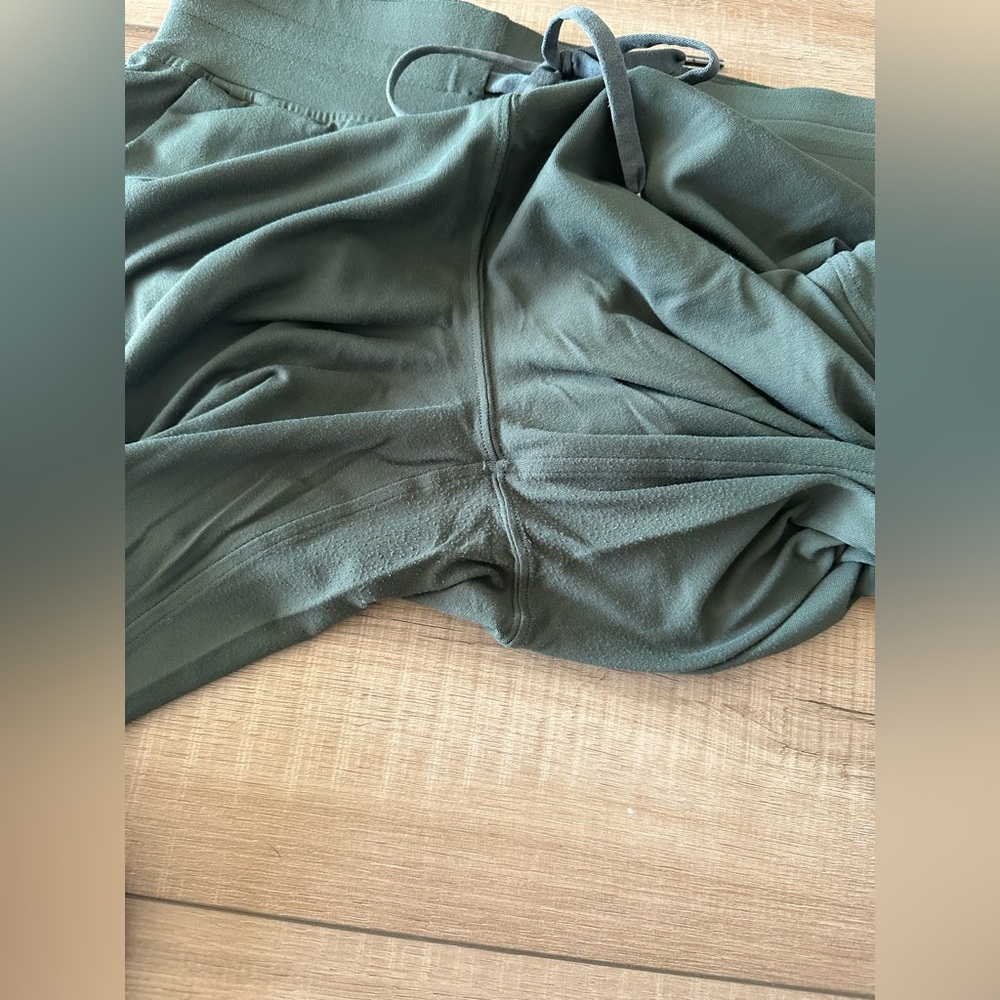 Lululemon Ready to Rulu High-Rise Jogger - Picture 9 of 11
